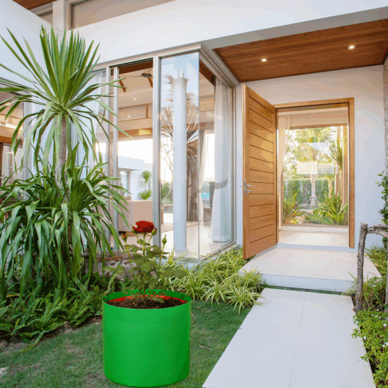 Grow bags for gardening