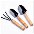 Garden tools for pots and grow bags